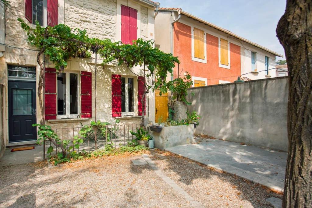 Mini Maison Studio Ancienne Renovee +Parking Avignon Ngoại thất bức ảnh